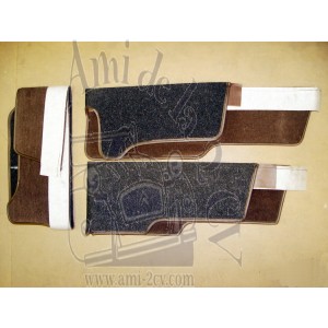 Tapis brun en bordure du levier de frein Traction 15