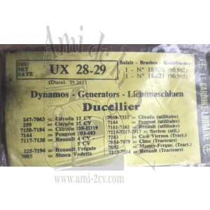 Paire de charbons de dynamo Ducellier UX 28-29 Traction 11 et 15CV 