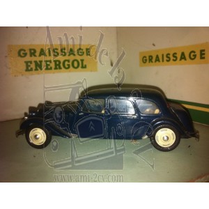 Traction 11 Familiale bleu foncé