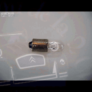 Ampoule 6 Volts 4 Watts pour feu de position et feu latéral Traction 11 et 15cv