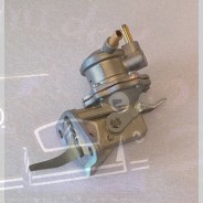 Pompe à essence Traction 7, 9 et 11 CV avec levier d'armorçage