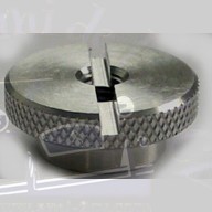 Ecrou supérieur de filtre à air Traction 11 Perfo