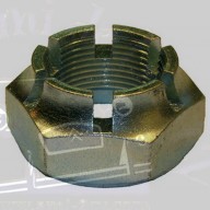 Ecrou de blocage du moyeu sur fusée gauche Traction 11 cv pas à droite